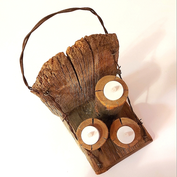 Authentic Albertan Barn Wood & Barbed Wire Candle Holder - Picture 3 of 8